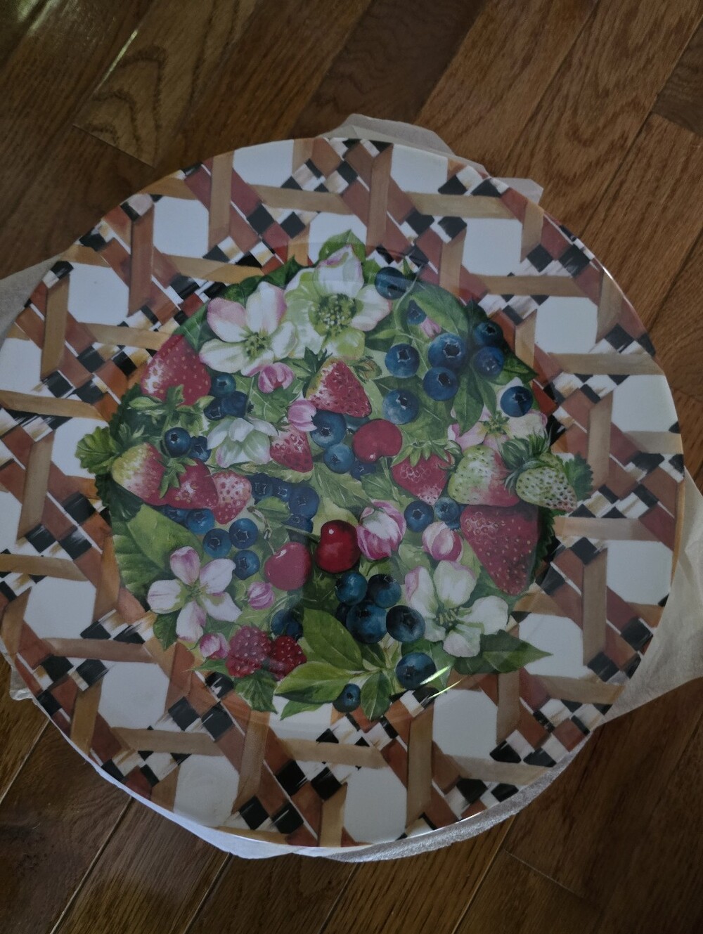McKenzie Chikds 4 New Melamine 12 In Plates Berry And Blossom